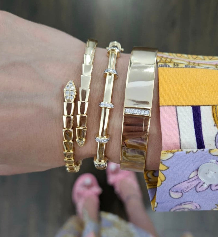 Serpenti Bangle