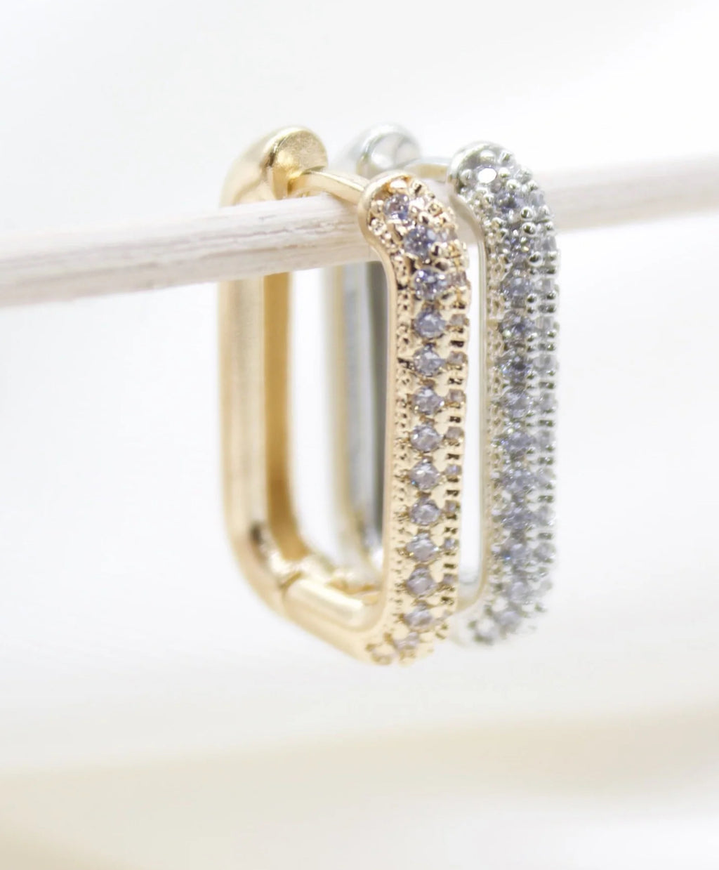 Pendientes tipo arracada CZ Pave
