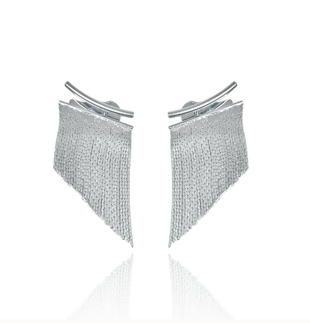 Pendientes con borlas de flecos cortos